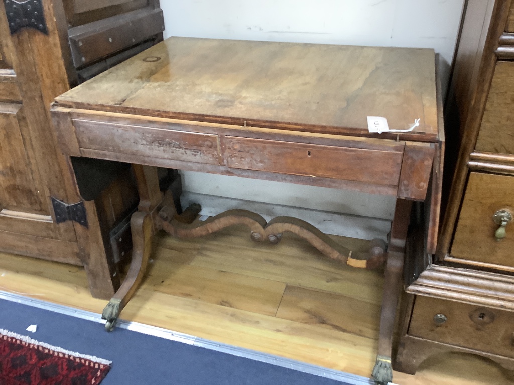 A Regency rosewood sofa table, width 86cm, depth 62cm, height 71cm